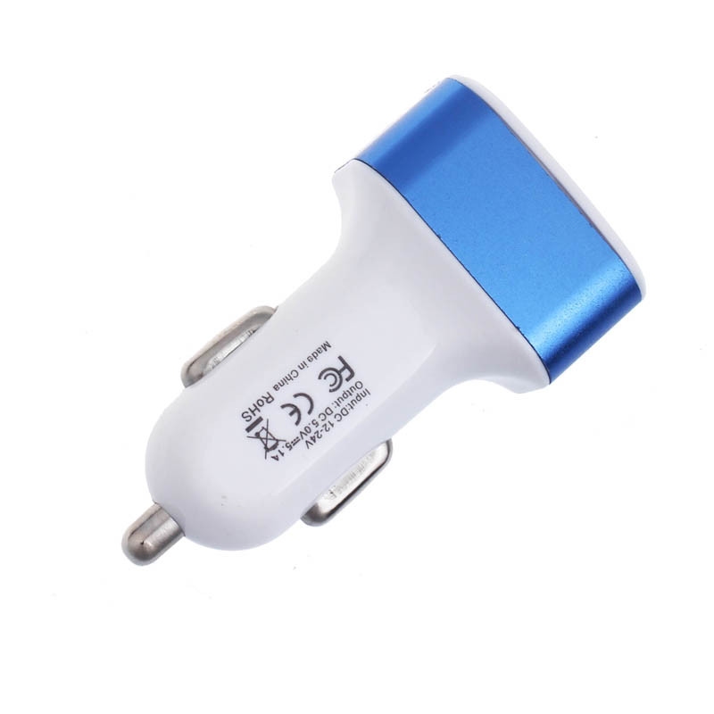 UsB plug 3 voudig  12/24V  uitgang 5 volt  blauw